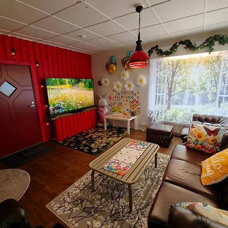 The Maekkylae Escape - Perfect For 2 With Sauna Look And Optional Hot Tub Ferienhaus Helsinki