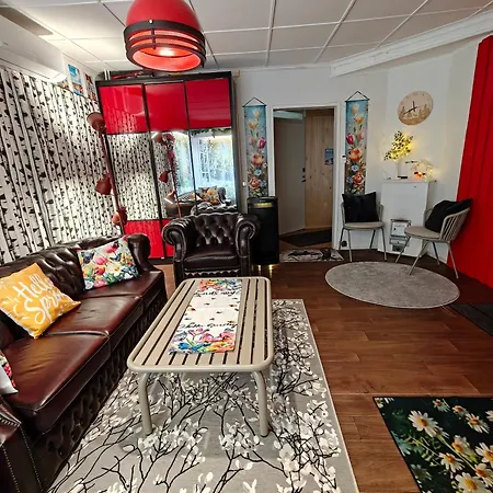 The Maekkylae Escape - Perfect For 2 With Sauna Look And Optional Hot Tub *